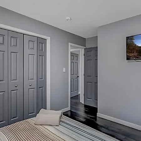 Peaceful Pocono Home With Hot Tub, Gym, & Office Long Pond Exterior foto
