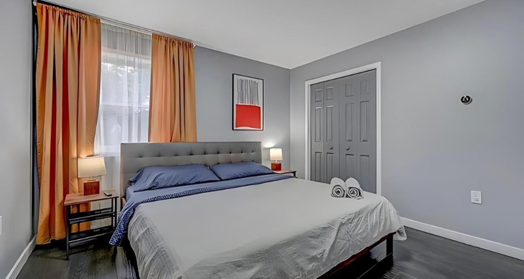 Holiday home Peaceful Pocono With Hot Tub, Gym, & Office